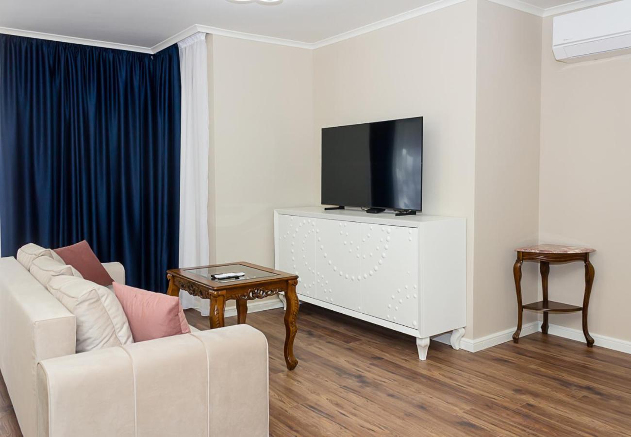 2bd In The Heart Of With Parking - Gold By Flat Mаnаger Apartament *
