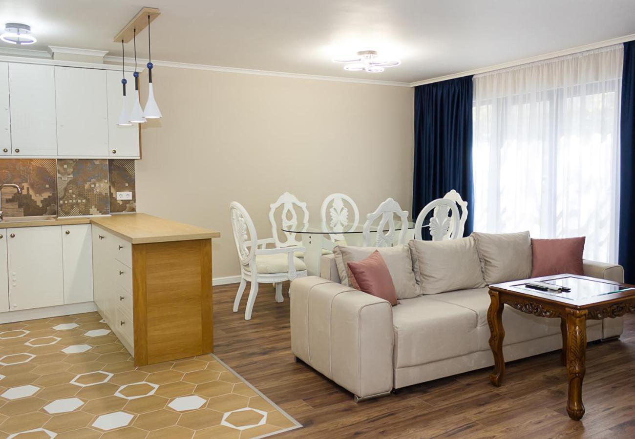 2bd In The Heart Of With Parking - Gold By Flat Mаnаger Apartament *